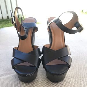 Black Wedges